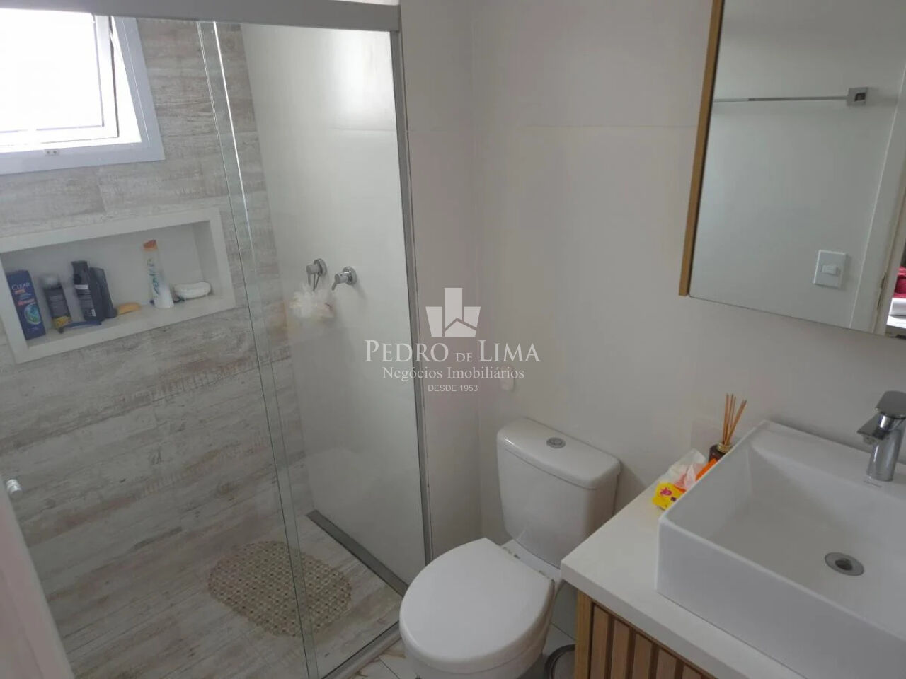 Apartamento 3 suítes, 2 vagas, Condomínio Absoluto.