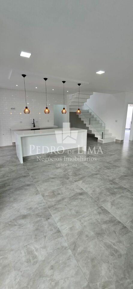 imagem do imovel Sobrado Novo 4 suítes, 2 vagas com piscina e área gourmet - condomínio Real Park Arujá ref: TP28999