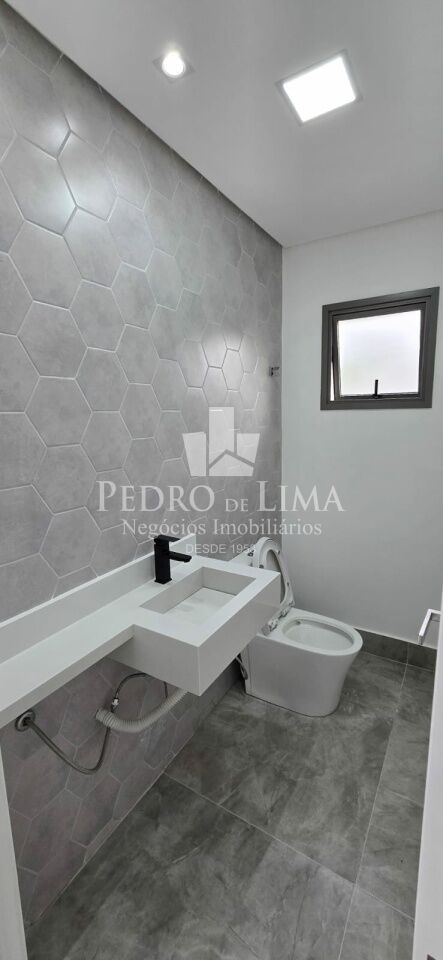 Sobrado Novo 4 suítes, 2 vagas com piscina e área gourmet - condomínio Real Park Arujá