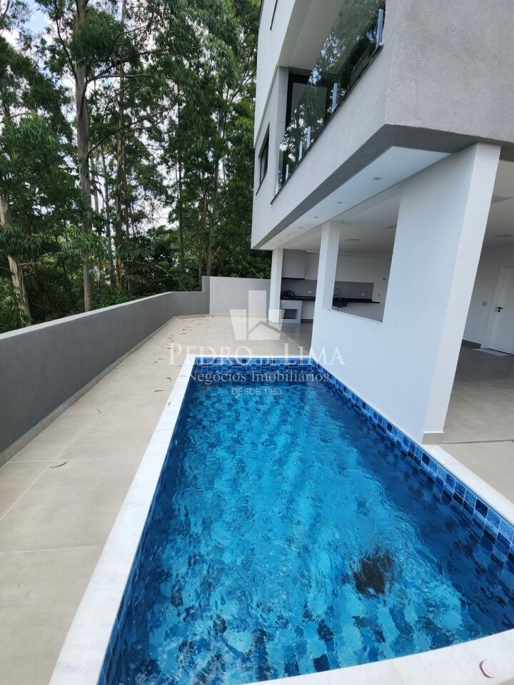 Sobrado Novo 4 suítes, 2 vagas com piscina e área gourmet - condomínio Real Park Arujá