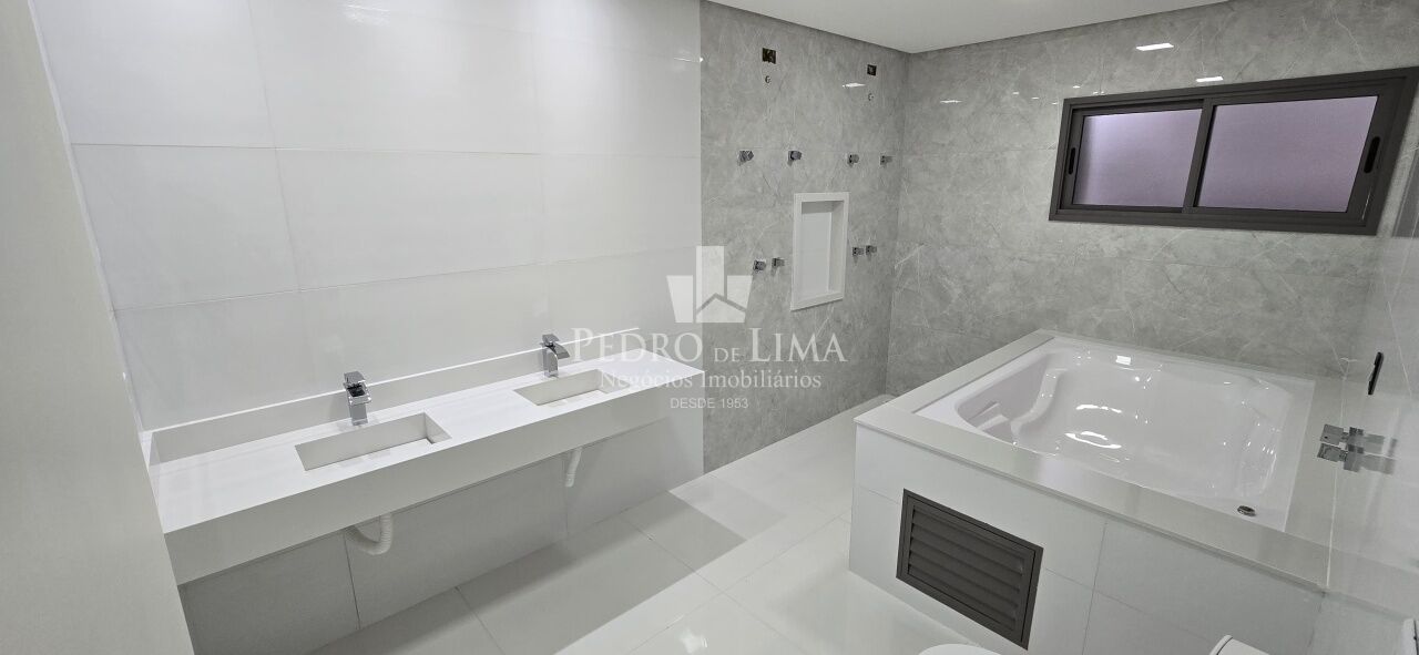Sobrado Novo 4 suítes, 2 vagas com piscina e área gourmet - condomínio Real Park Arujá