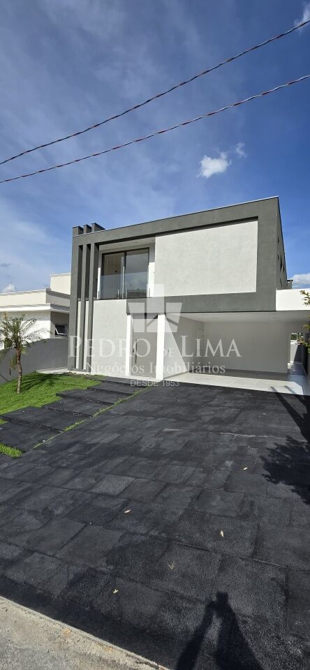 Sobrado Novo 4 suítes, 2 vagas com piscina e área gourmet - condomínio Real Park Arujá