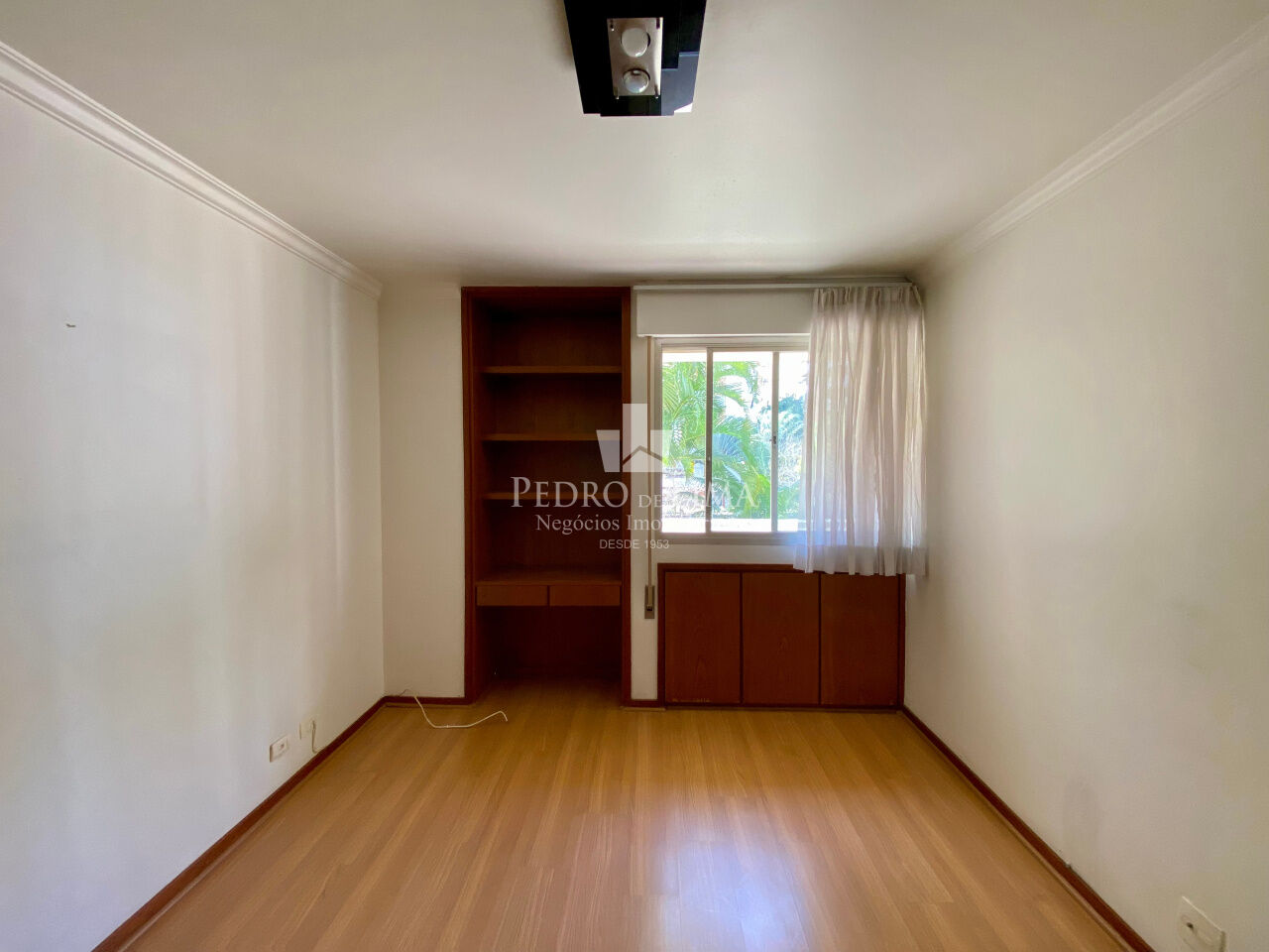 Apartamento 3 quartos sendo 1 suíte e 2  vaga no Brooklin. Condomínio Juliana.