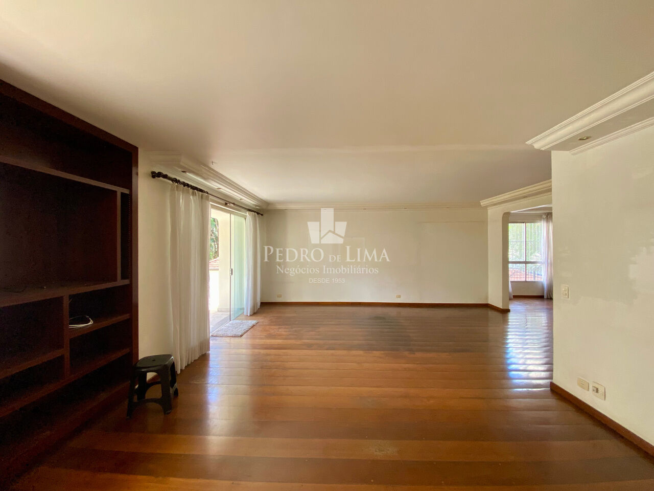 Apartamento 3 quartos sendo 1 suíte e 2  vaga no Brooklin. Condomínio Juliana.