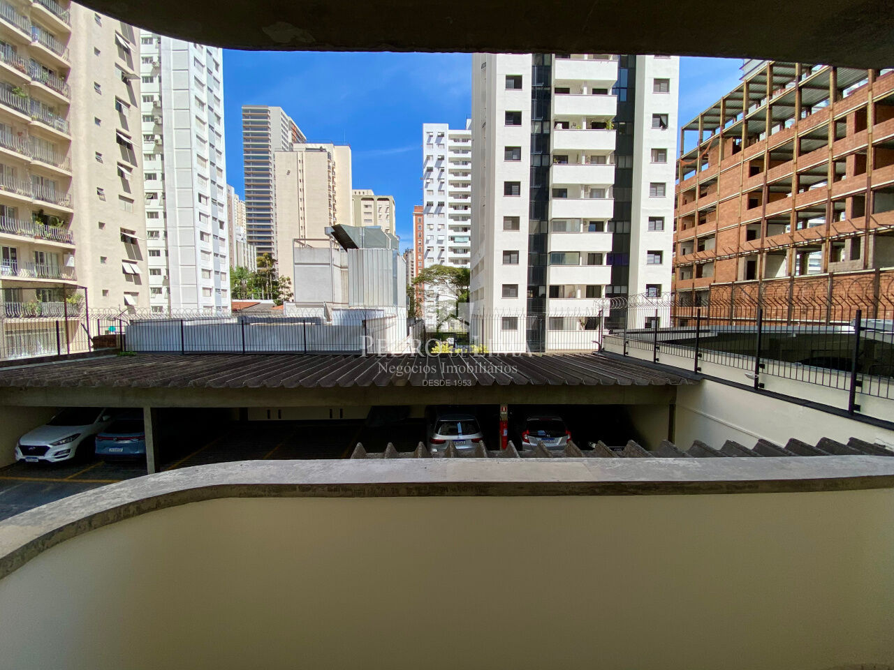 Apartamento 3 quartos sendo 1 suíte e 2  vaga no Brooklin. Condomínio Juliana.