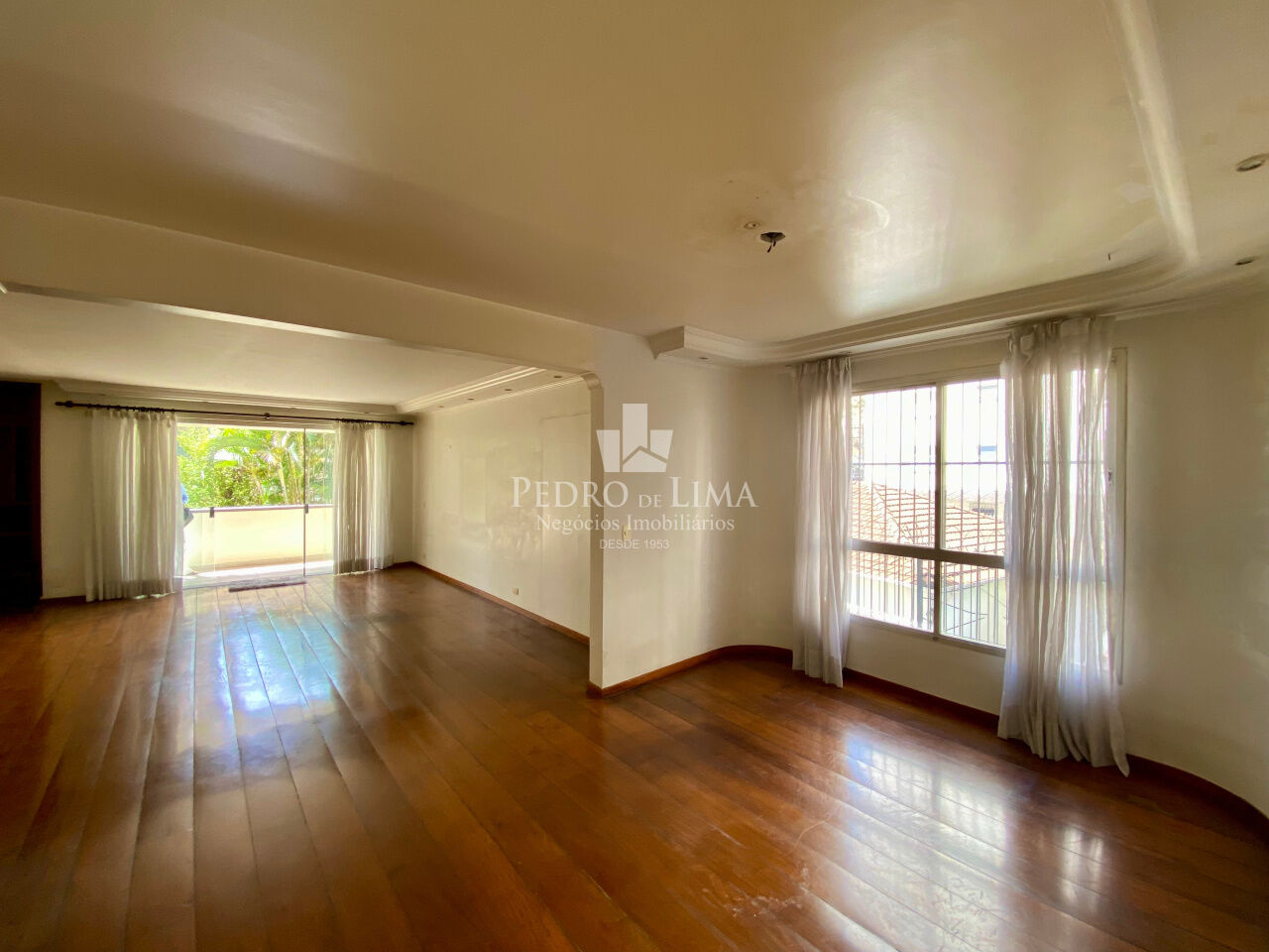 Apartamento 3 quartos sendo 1 suíte e 2  vaga no Brooklin. Condomínio Juliana.