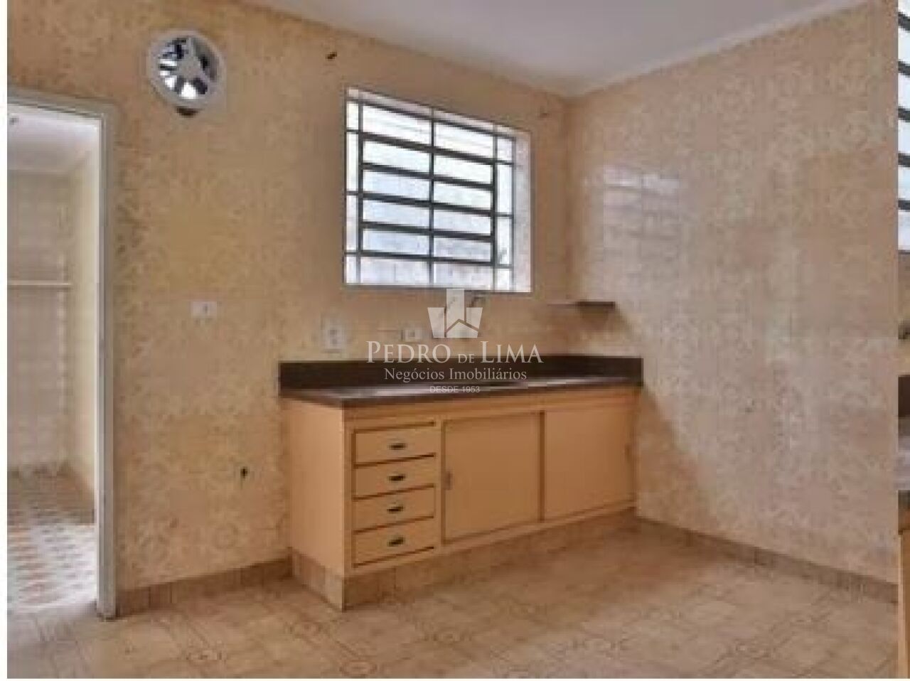 Sobrado 2 quartos, 124 m², 1 vaga na Água Rasa