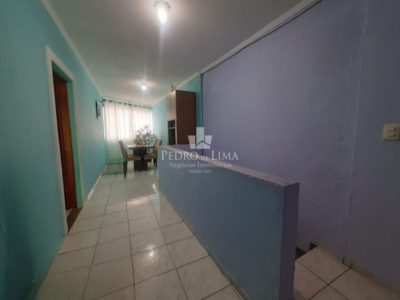 Sobrado Frontal, 2 suítes, 2 vagas, Vila Bancária, na V.Rica.