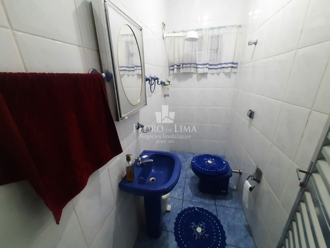 Sobrado Frontal, 2 suítes, 2 vagas, Vila Bancária, na V.Rica.