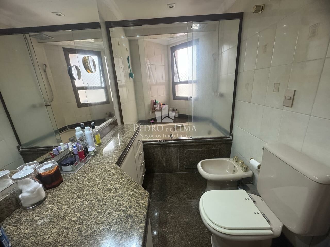 Apartamento 4 quartos, 2 vagas, Anália Franco. Condomínio Meridien