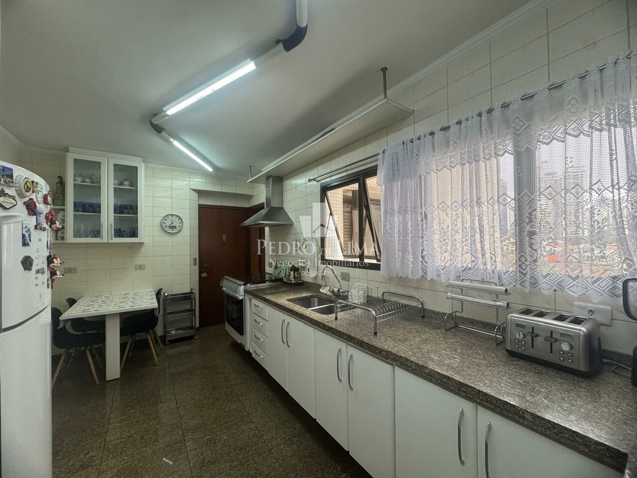 Apartamento 4 quartos, 2 vagas, Anália Franco. Condomínio Meridien