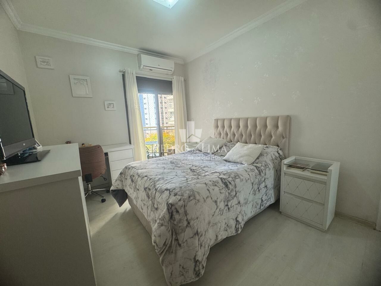 Apartamento 4 quartos, 2 vagas, Anália Franco. Condomínio Meridien