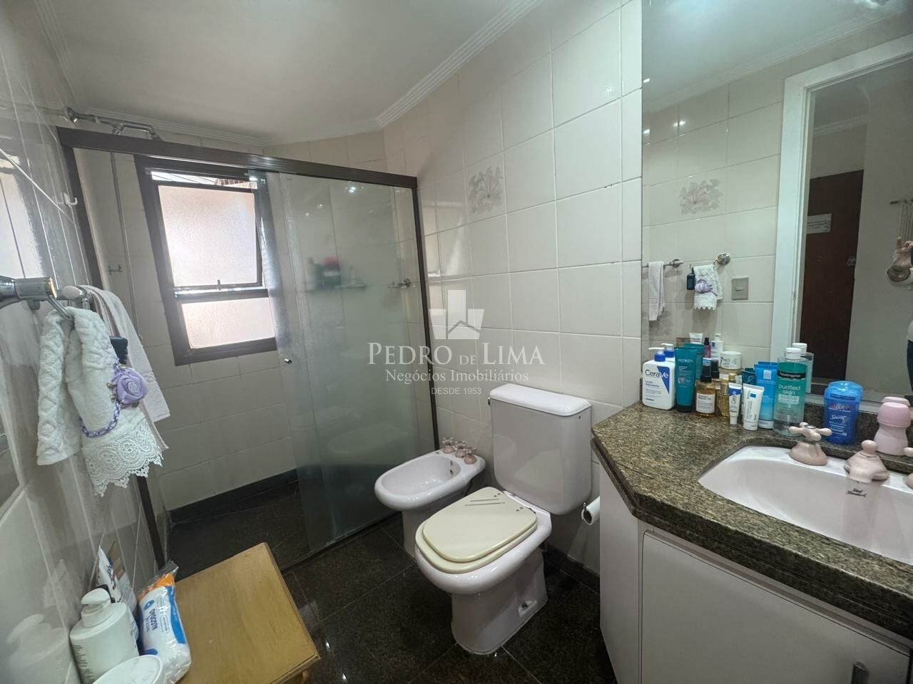 Apartamento 4 quartos, 2 vagas, Anália Franco. Condomínio Meridien