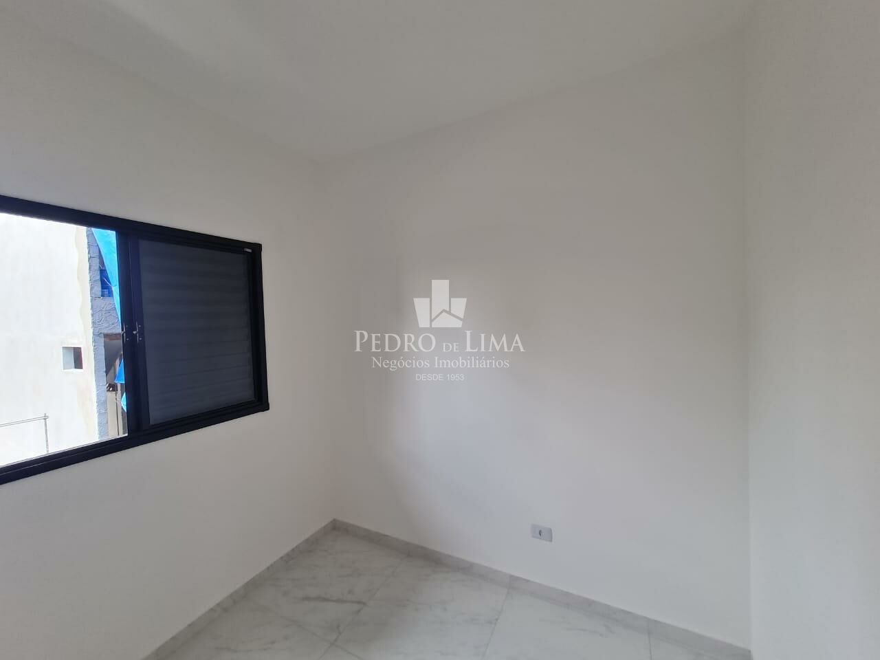 Apartamento 2 dormitórios. Condomínio Residencial Vicente