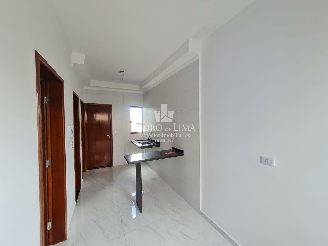 Apartamento 2 dormitórios. Condomínio Residencial Vicente