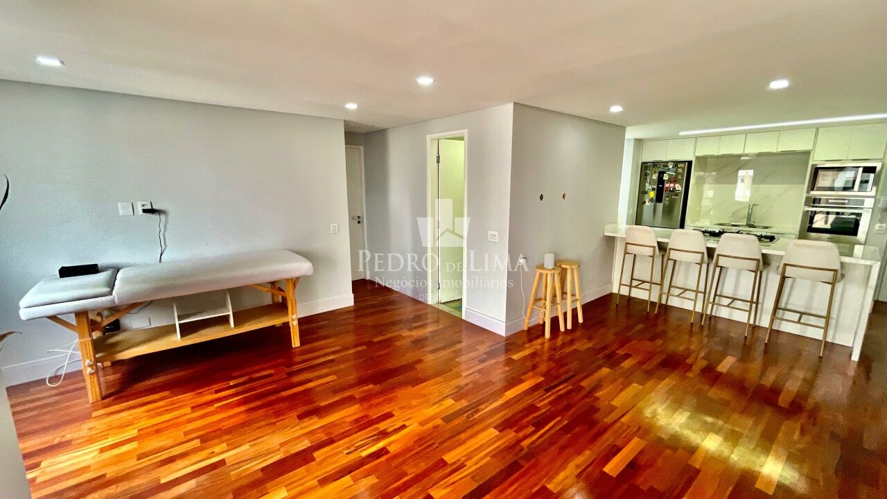Apartamento todo reformado Vila Formosa 2 quartos 1 suíte sala ampliada 2 vagas 