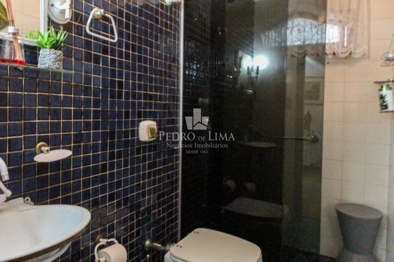 Casa Térrea em São Miguel Paulista -15 m de frente, 4 vagas e 4 dormitórios  