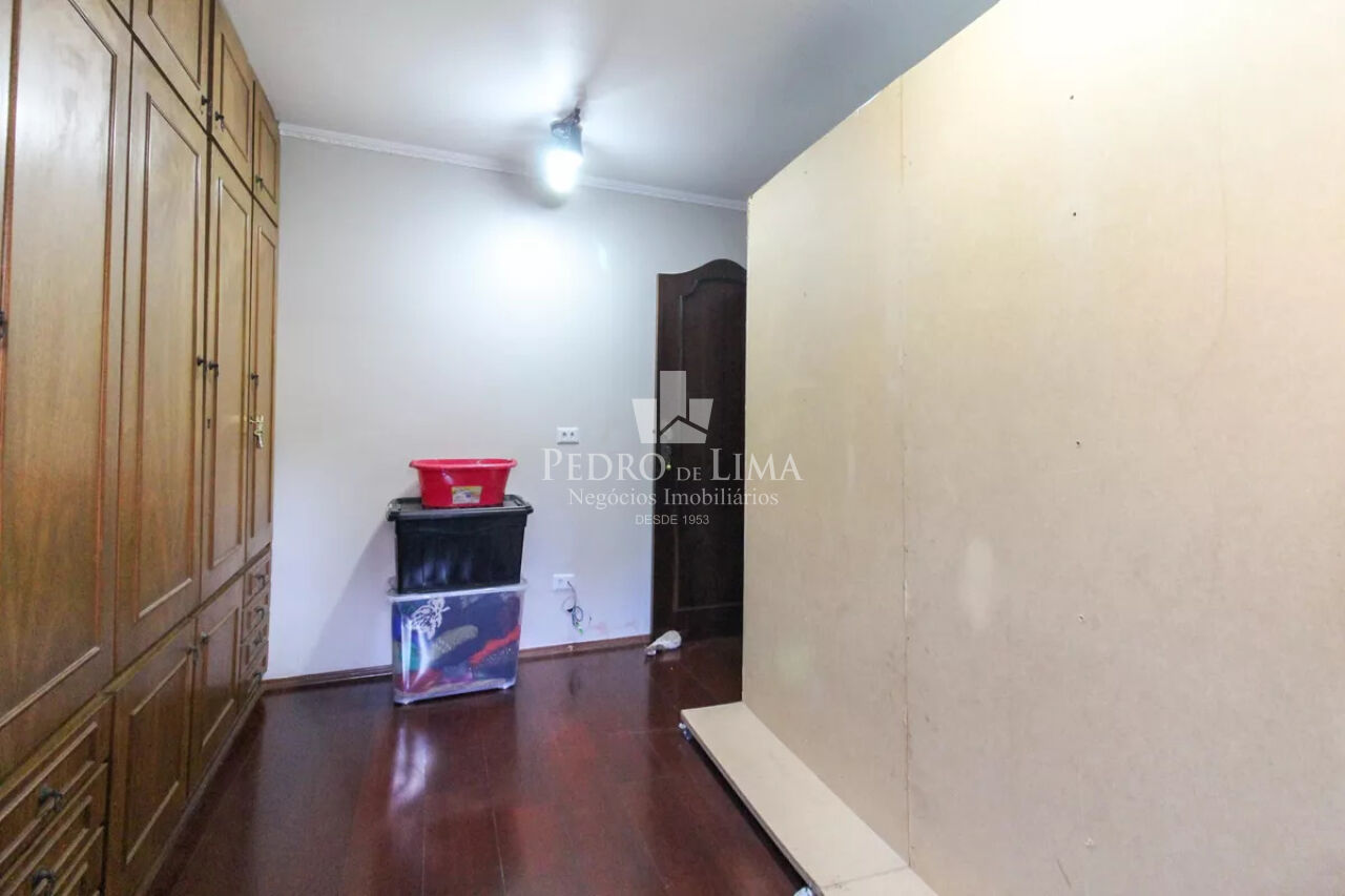 Casa Térrea em São Miguel Paulista -15 m de frente, 4 vagas e 4 dormitórios  