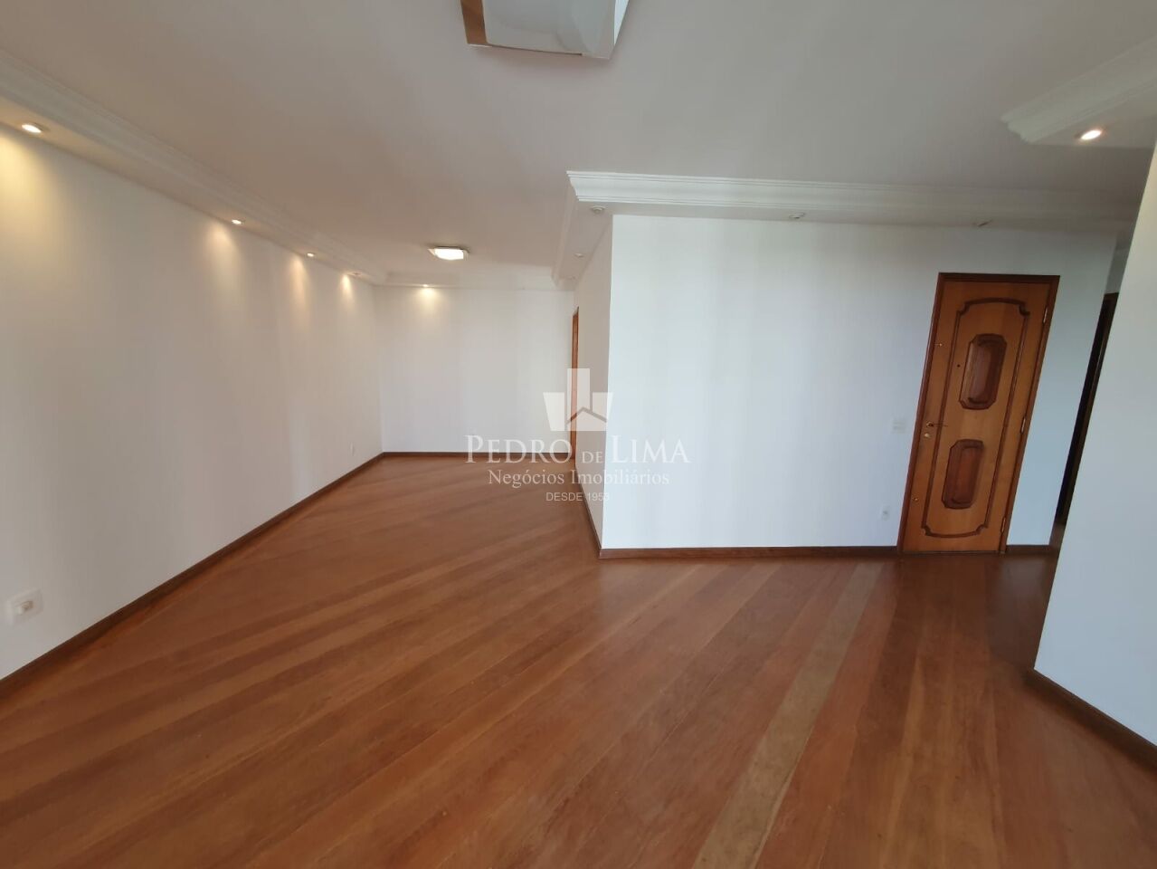 imagem do imovel Apartamento no Jardim Anália Franco, 157m². 3 quartos 2 suítes e 3 vagas. Condomínio Valladolid ref: TP29133