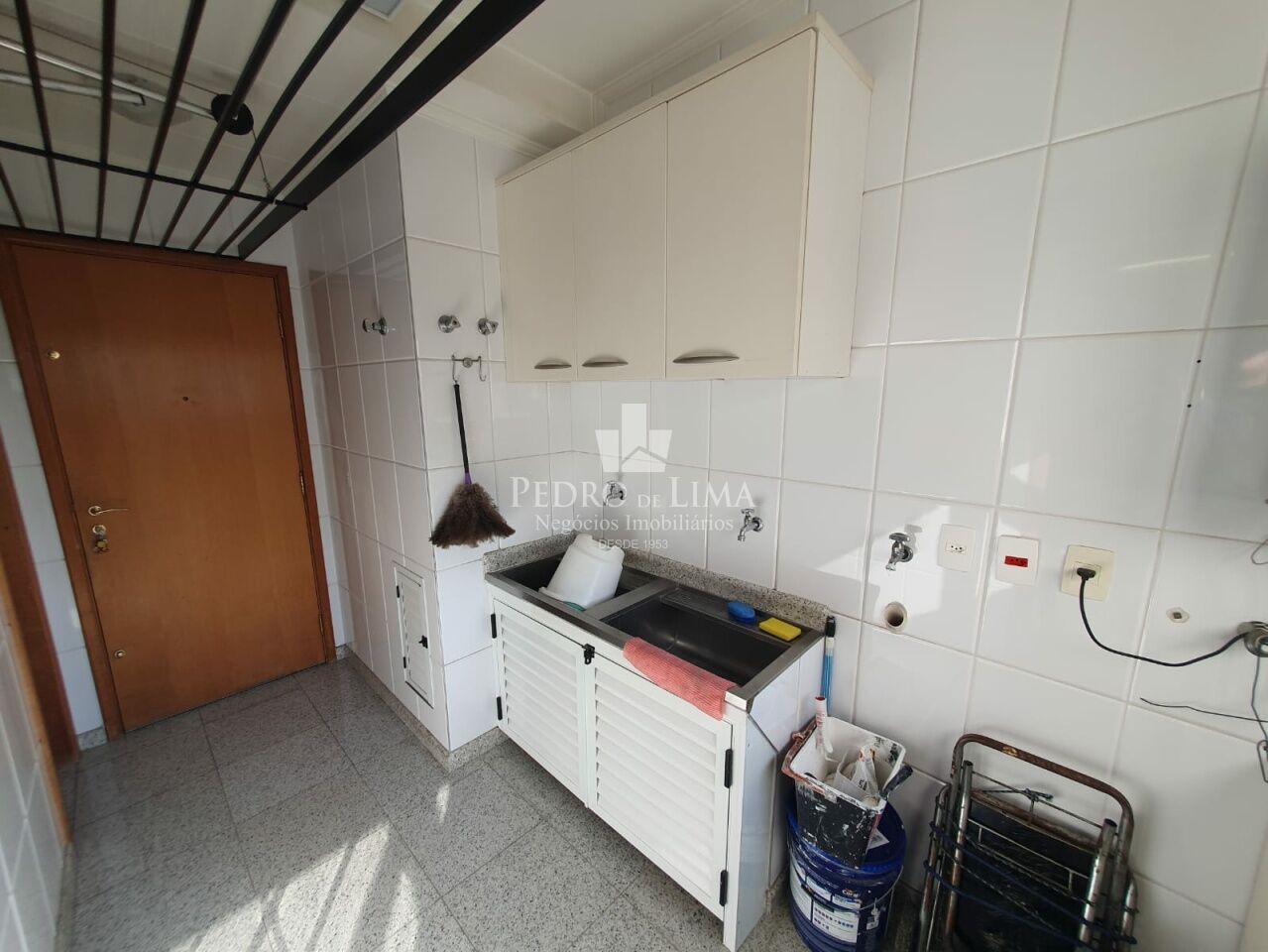Apartamento no Jardim Anália Franco, 157m². 3 quartos 2 suítes e 3 vagas. Condomínio Valladolid
