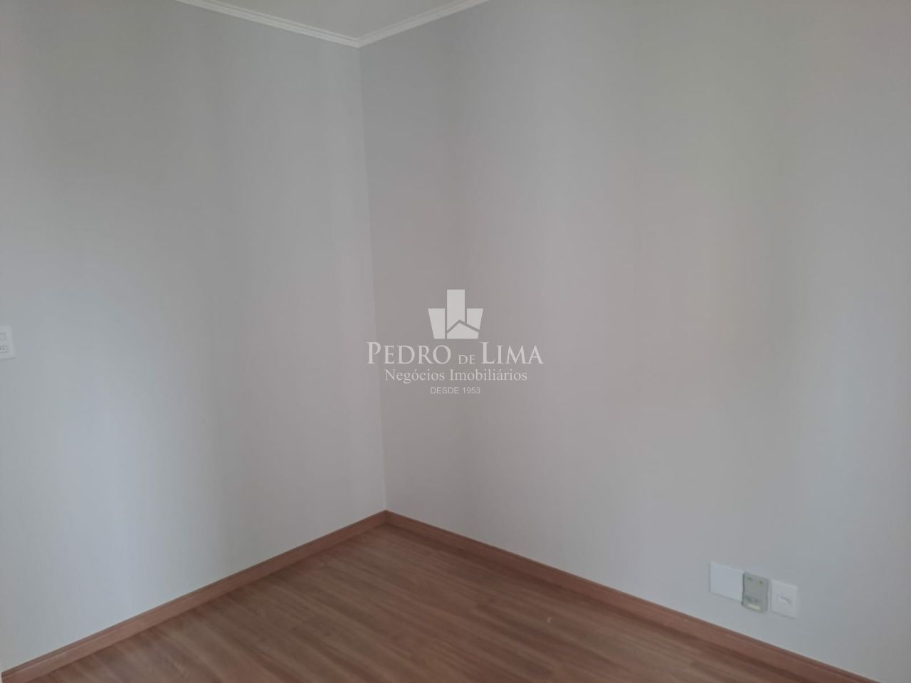 Apartamento para aqlugar com 3 dormitórios e 72 m²