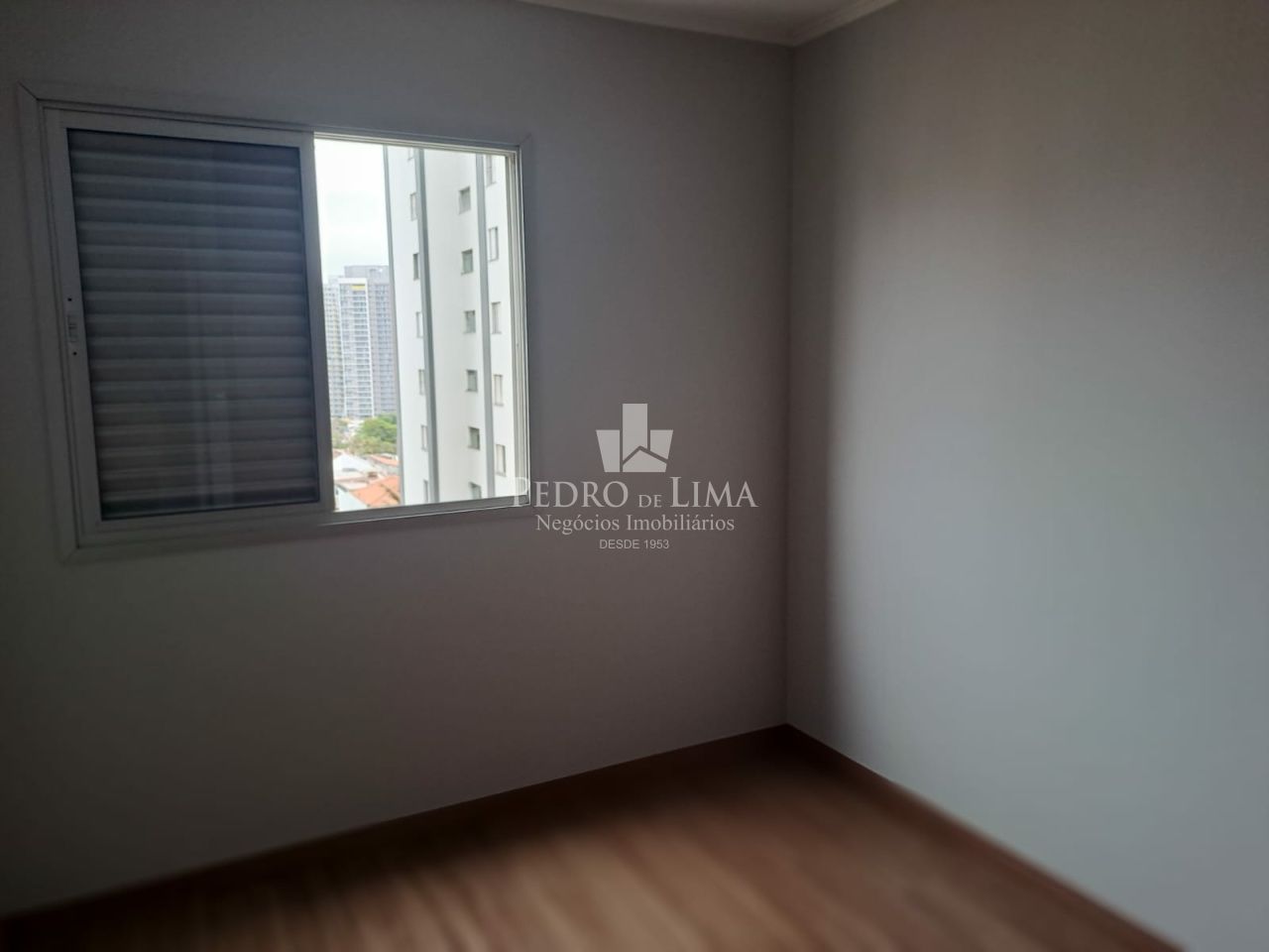 Apartamento para aqlugar com 3 dormitórios e 72 m²