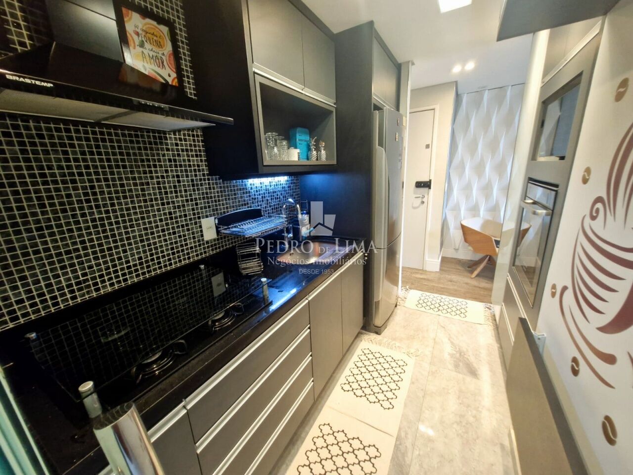 Apartamento no Tatuapé com 70m², 3 quartos com suíte e 2 vagas. Condomínio Passos Do Parque 