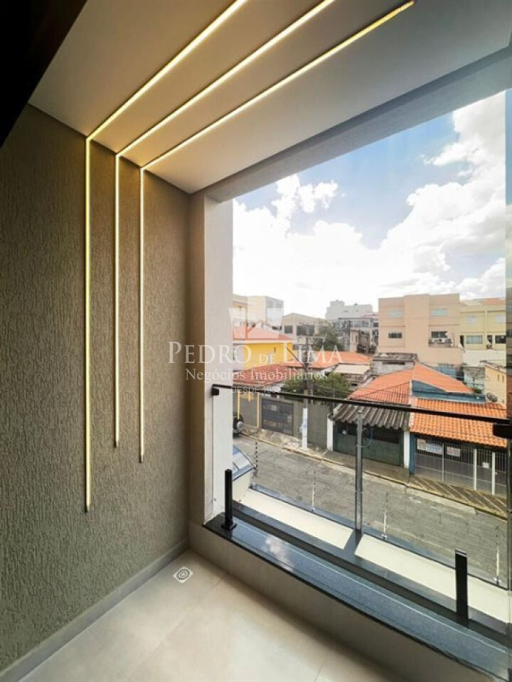Sobrado de 150m² com 3 suítes, 3 vagas na Penha a 1500 metros do Metrô Vila Matilde