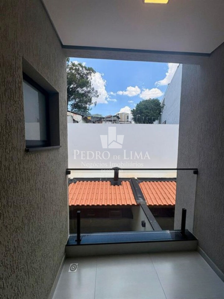 Sobrado de 150m² com 3 suítes, 3 vagas na Penha a 1500 metros do Metrô Vila Matilde