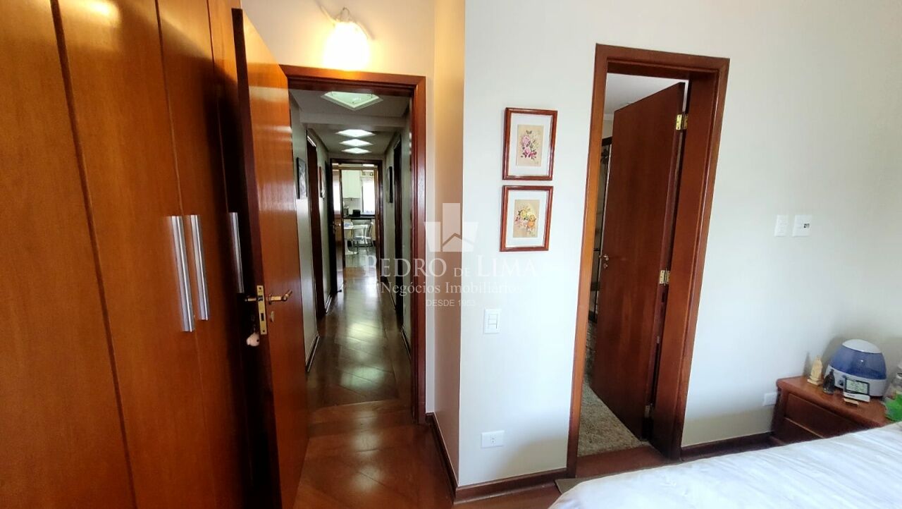 Anália Franco 3 Dormitórios, 2 vagas, com sacadas. Condomínio Firenze & Venezia