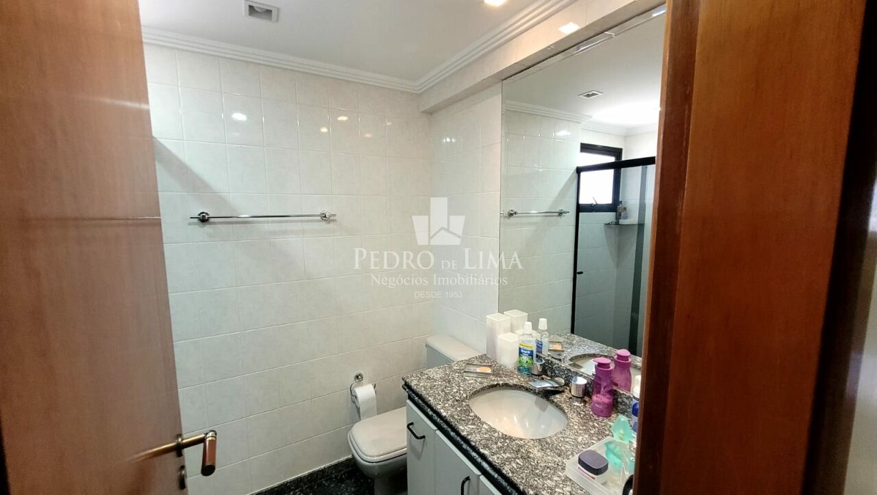 Anália Franco 3 Dormitórios, 2 vagas, com sacadas. Condomínio Firenze & Venezia