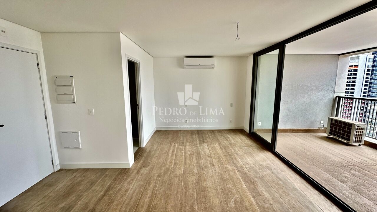 Apartamento localizado no Tatuapé. Condomínio Almagah 227 