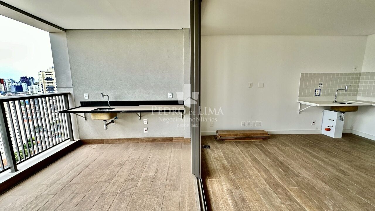 Apartamento localizado no Tatuapé. Condomínio Almagah 227 