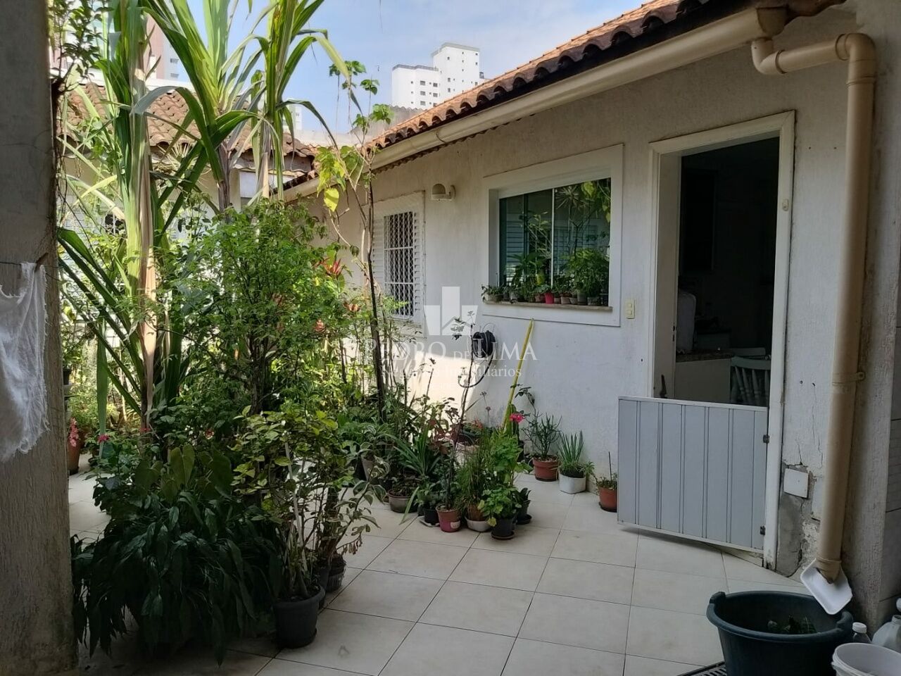 Casa térrea, com espaço gourmet no pavimento superior no Tatuapé