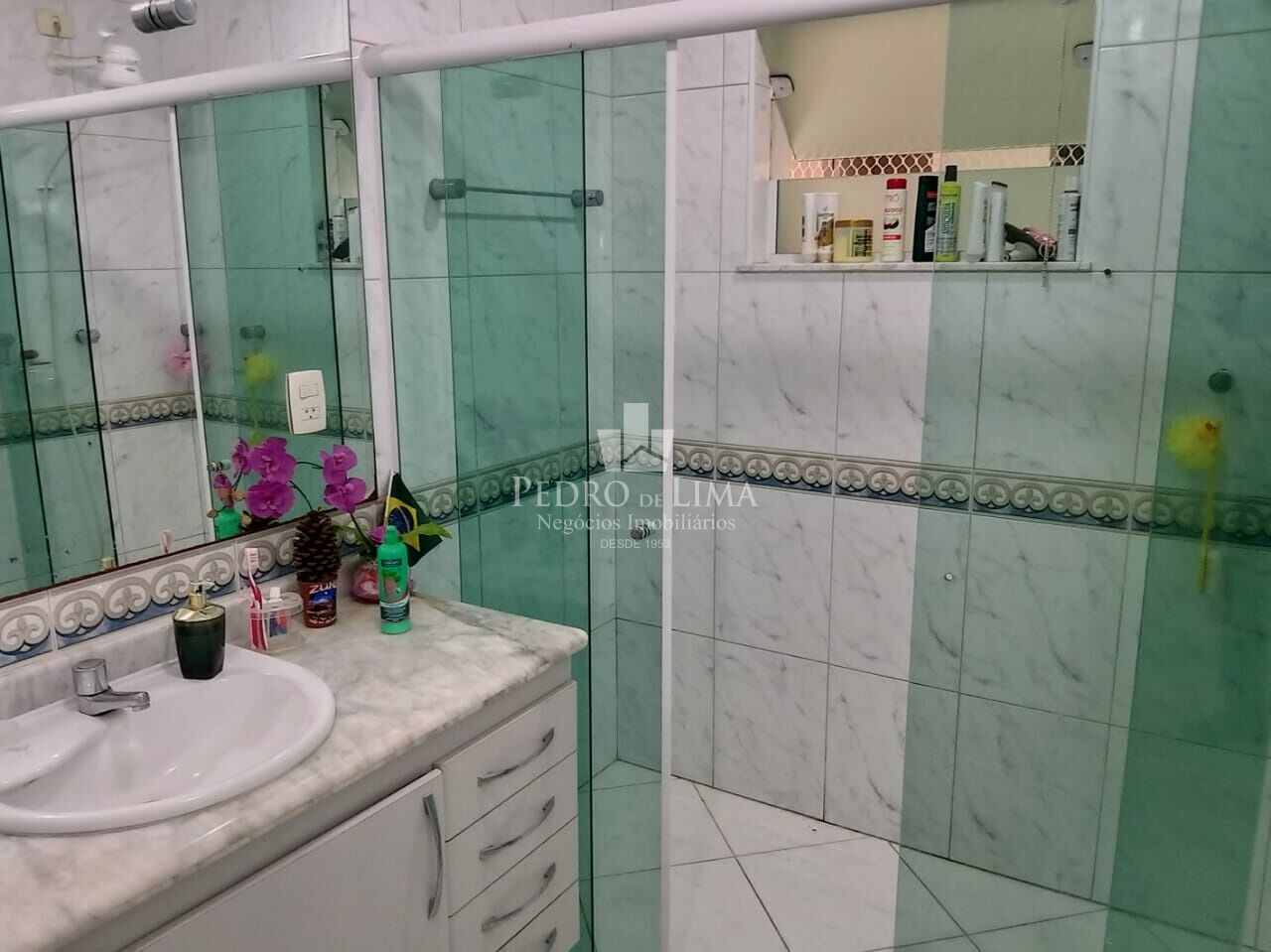 Casa térrea, com espaço gourmet no pavimento superior no Tatuapé