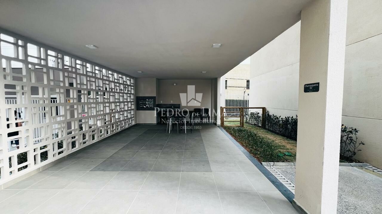 Apartamento, 28m², 1 dormitório com varanda na região da Penha   