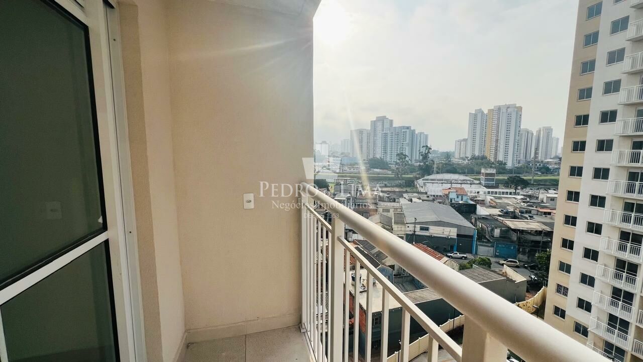 Apartamento, 28m², 1 dormitório com varanda na região da Penha   