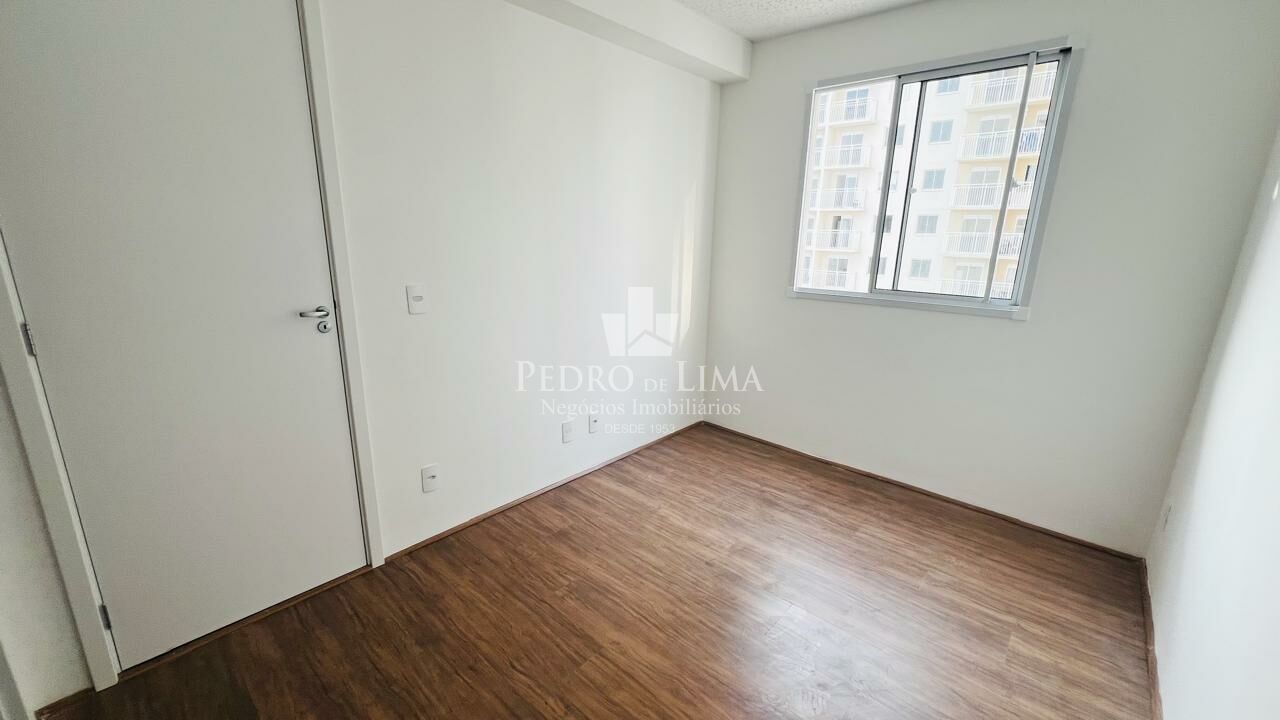 Apartamento, 28m², 1 dormitório com varanda na região da Penha   