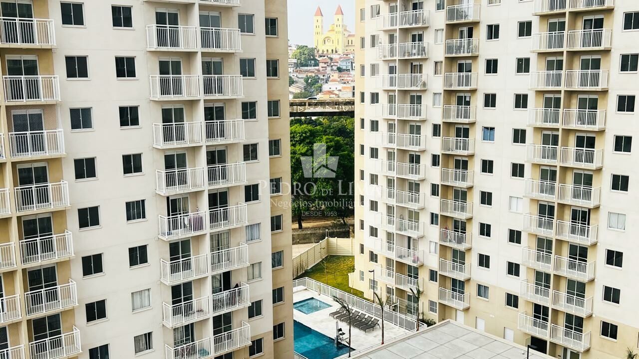 Apartamento, 28m², 1 dormitório com varanda na região da Penha   