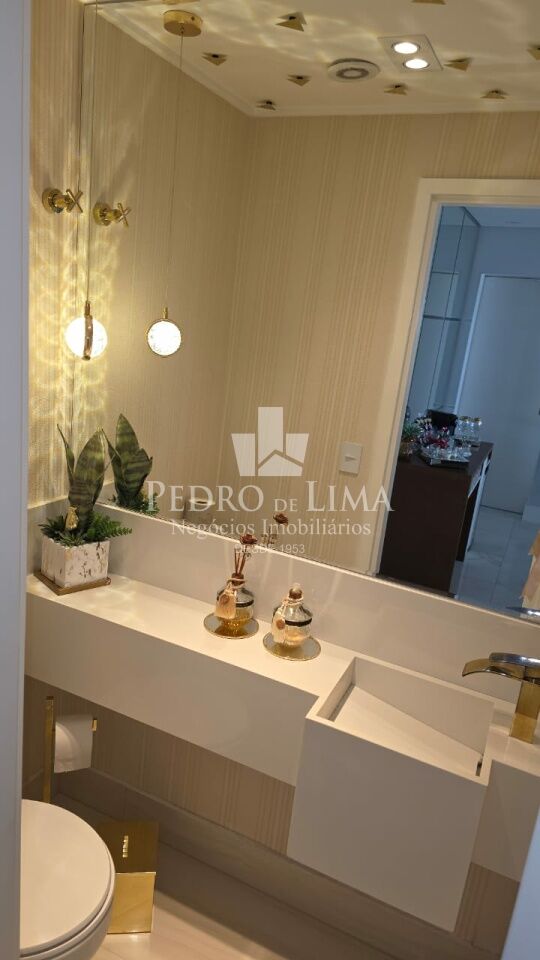 Apartamento 3 quartos sendo 1 suíte e 2 vagas no Tatuapé. Condomínio Gran Quadra San Felipe Giardino