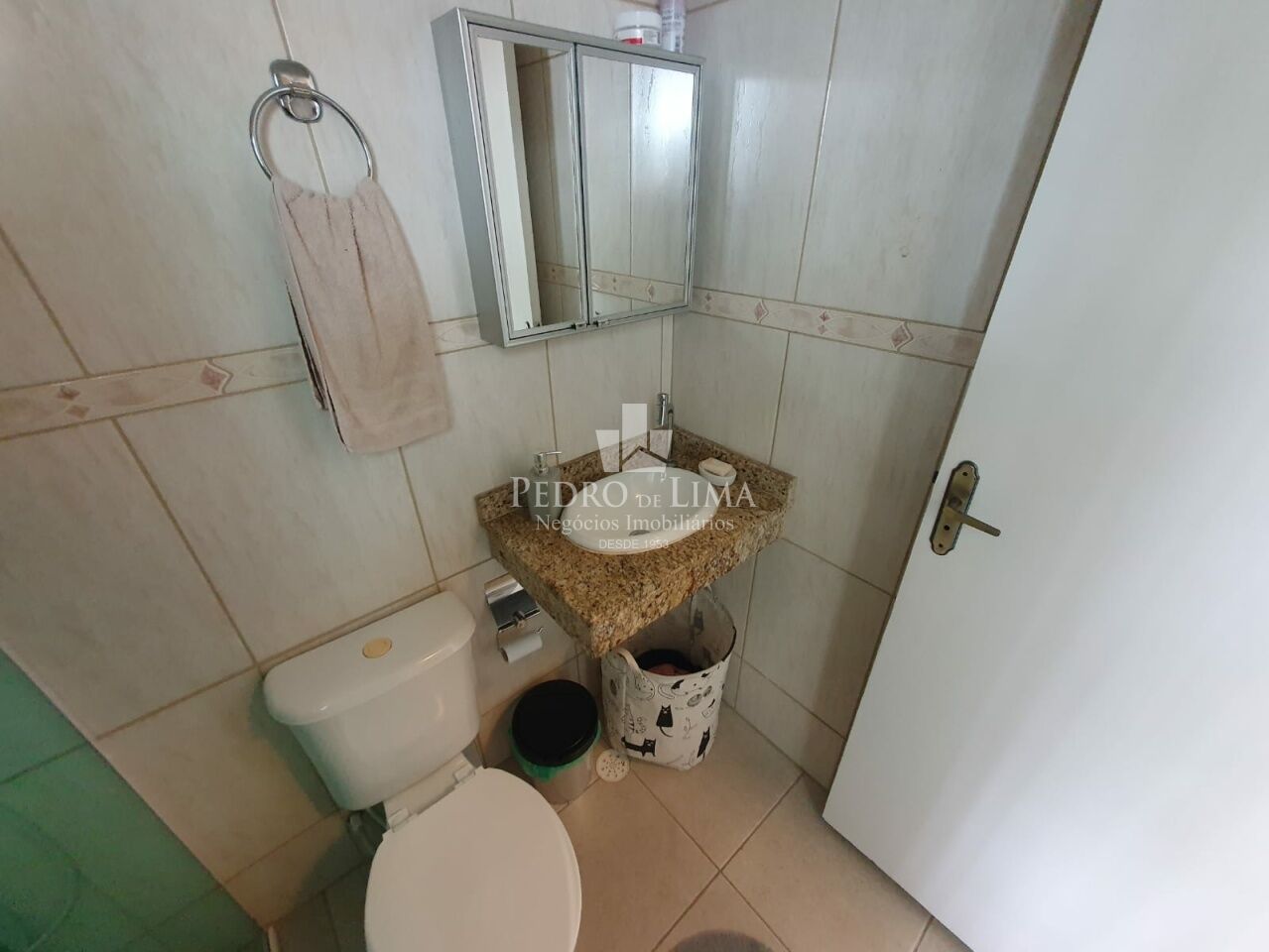 Sobrado no Jardim Aricanduva, 3 quartos com suíte, 1 vaga, área gourmet.