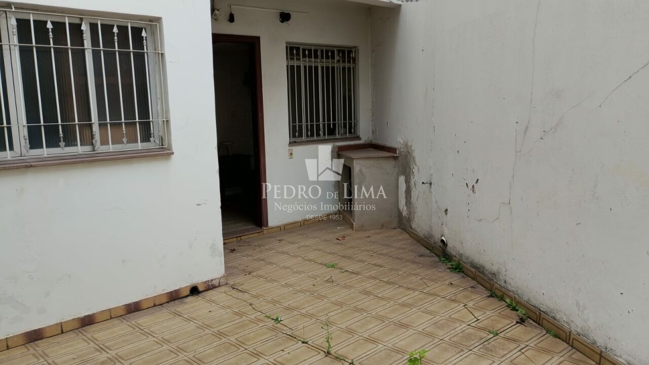 Sobrado de 171m² no Aricanduva com 3 Dormitórios e 4 Vagas de Garagem