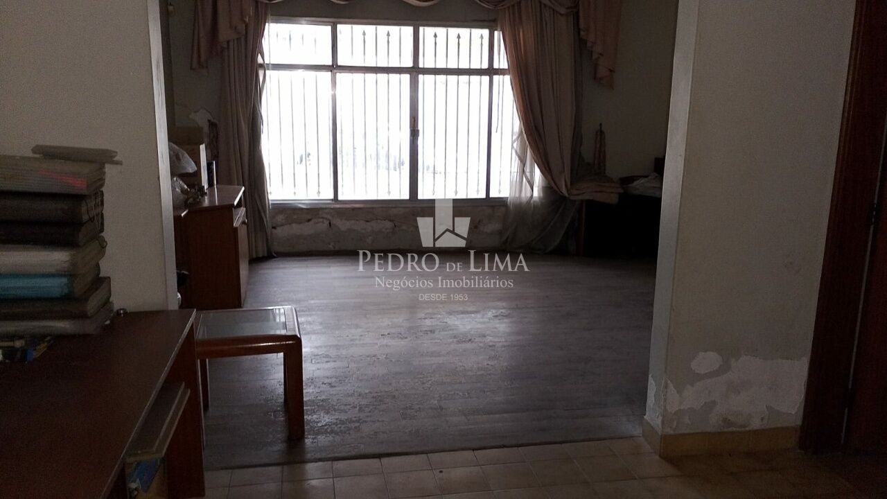 Sobrado de 171m² no Aricanduva com 3 Dormitórios e 4 Vagas de Garagem