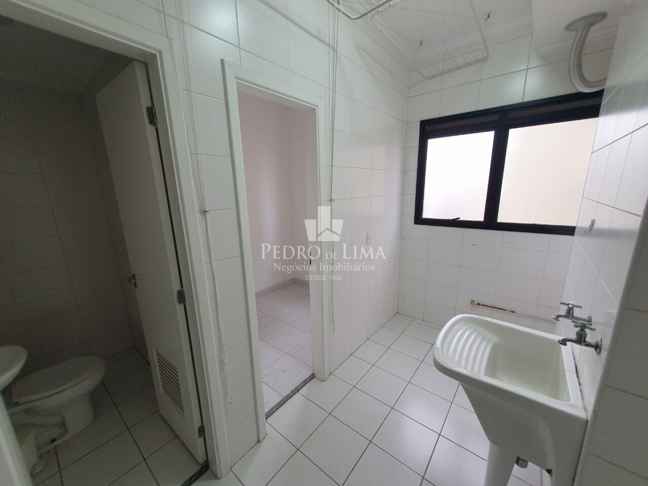 Apartamento no Tatuapé, alto padrão, 195m2 4 suítes e 4 vagas fixas.