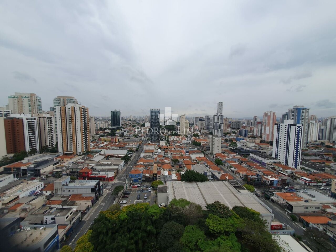 Apartamento no Tatuapé, alto padrão, 195m2 4 suítes e 4 vagas fixas.