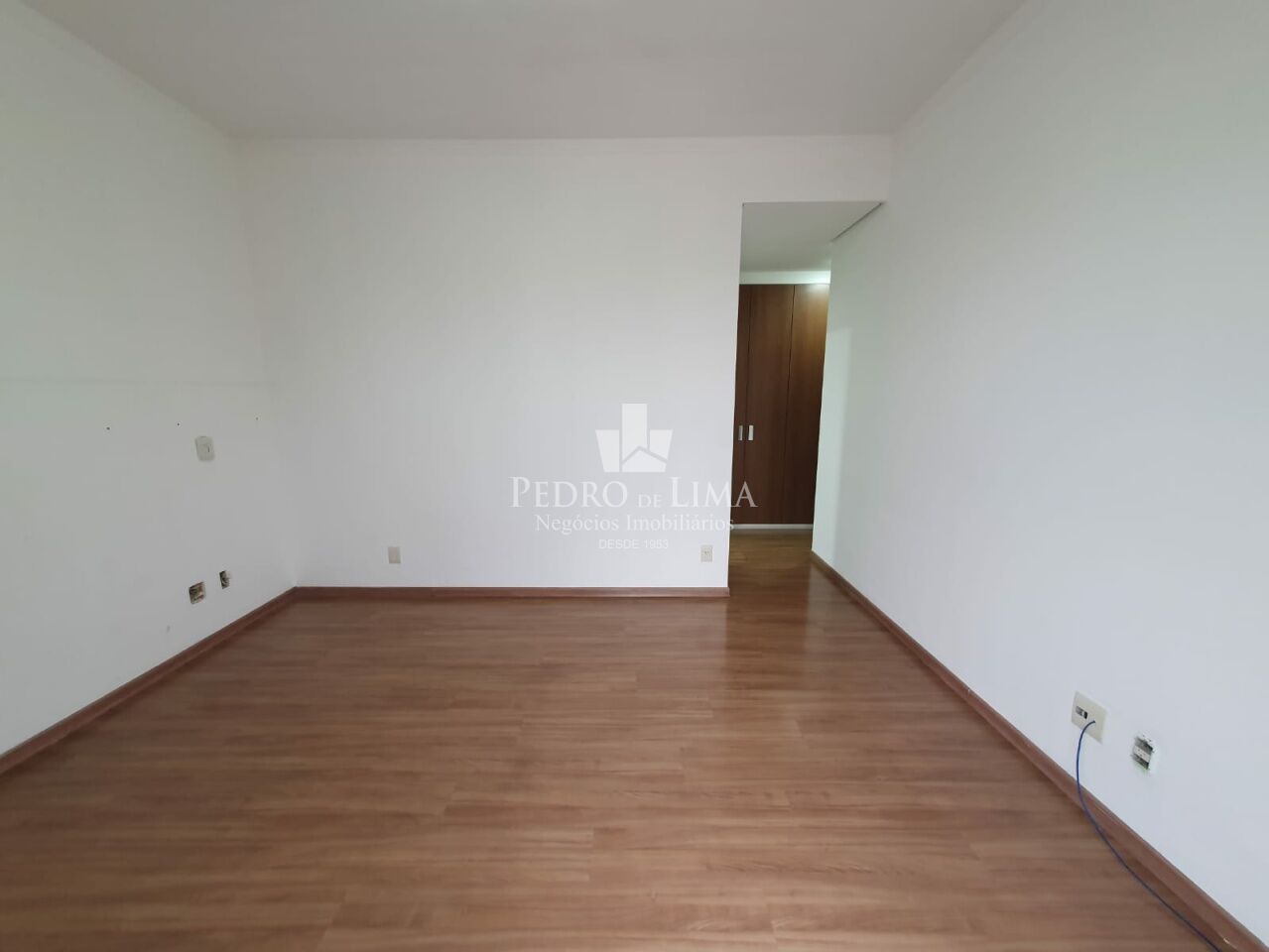 Apartamento no Tatuapé, alto padrão, 195m2 4 suítes e 4 vagas fixas.