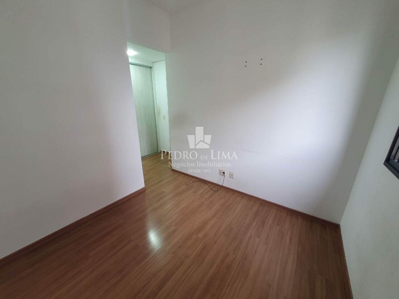 Apartamento no Tatuapé, alto padrão, 195m2 4 suítes e 4 vagas fixas.