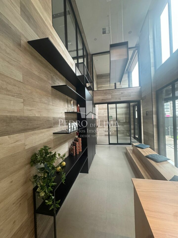 Studio mobiliado com design moderno - alto padrão, 1 vaga, Vila Olímpia. Condomínio Vitacon Alvorada