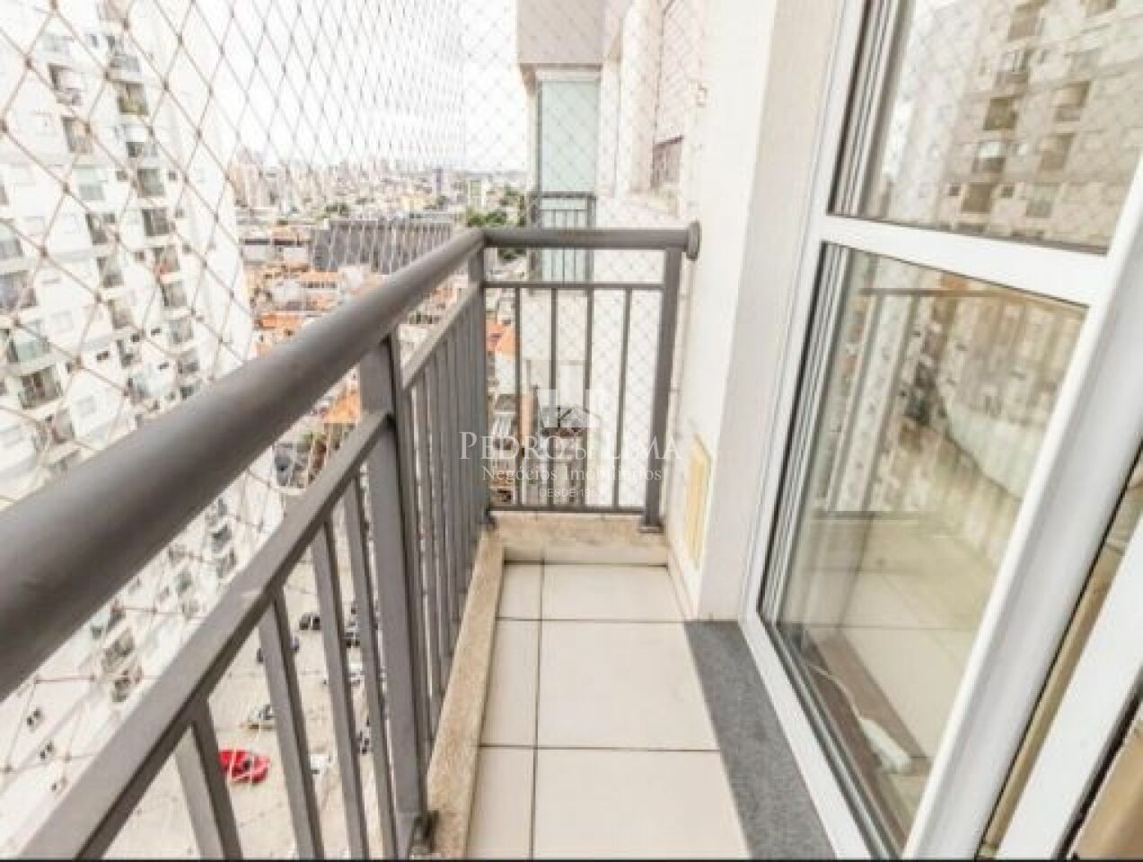 Apartamento 38m², 2 dormitórios, 1 vaga na Água Rasa. Condomínio Memory Anália Franco
