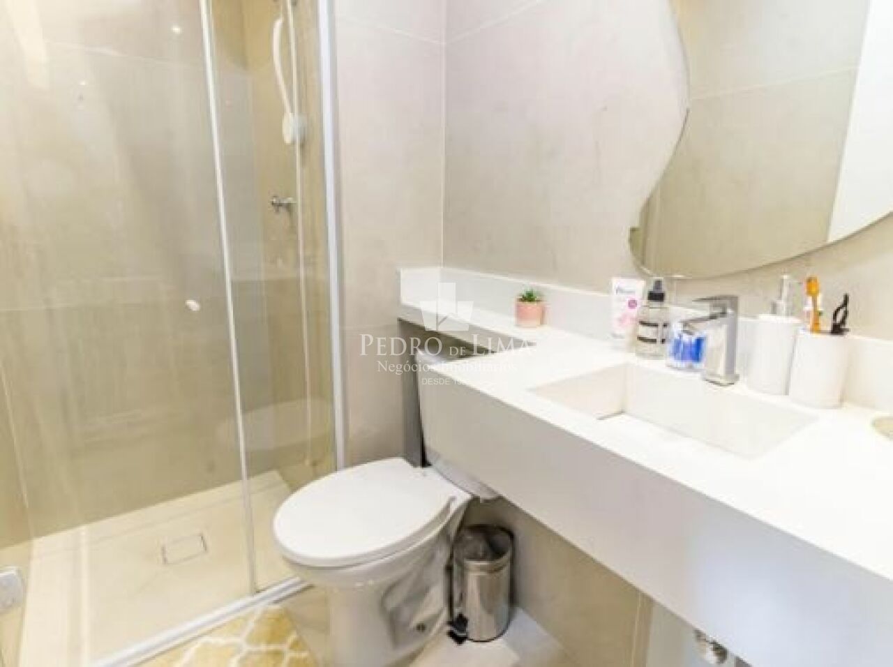 Apartamento 38m², 2 dormitórios, 1 vaga na Água Rasa. Condomínio Memory Anália Franco